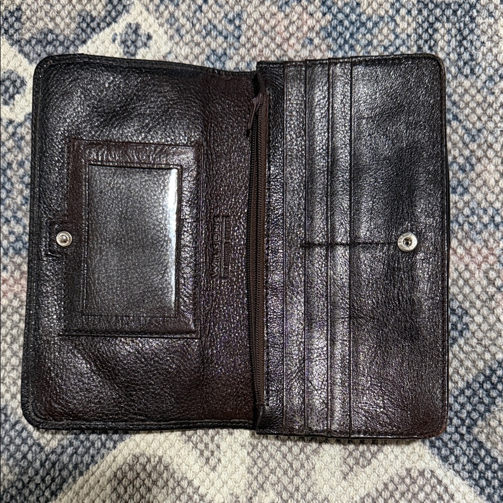 Wilson’s Genuine Leather Trifold Wallet - Dark Brown